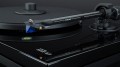 music-hall-mmf-5.3-turntable-piano-black-detail.jpg