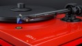 music-hall-mmf-5.3le-turntable-Ferrari-red-detail.jpg